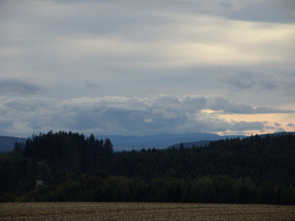 Schlechtwetterfront ber dem Schwarzwald